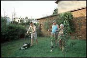 pol_100702_056