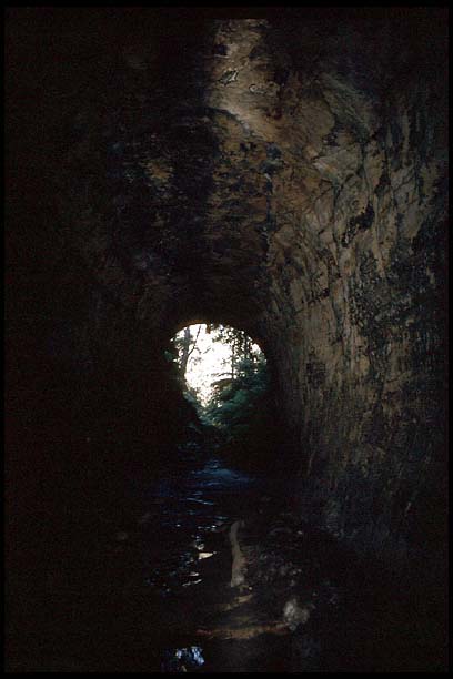 lostcty_061002_023